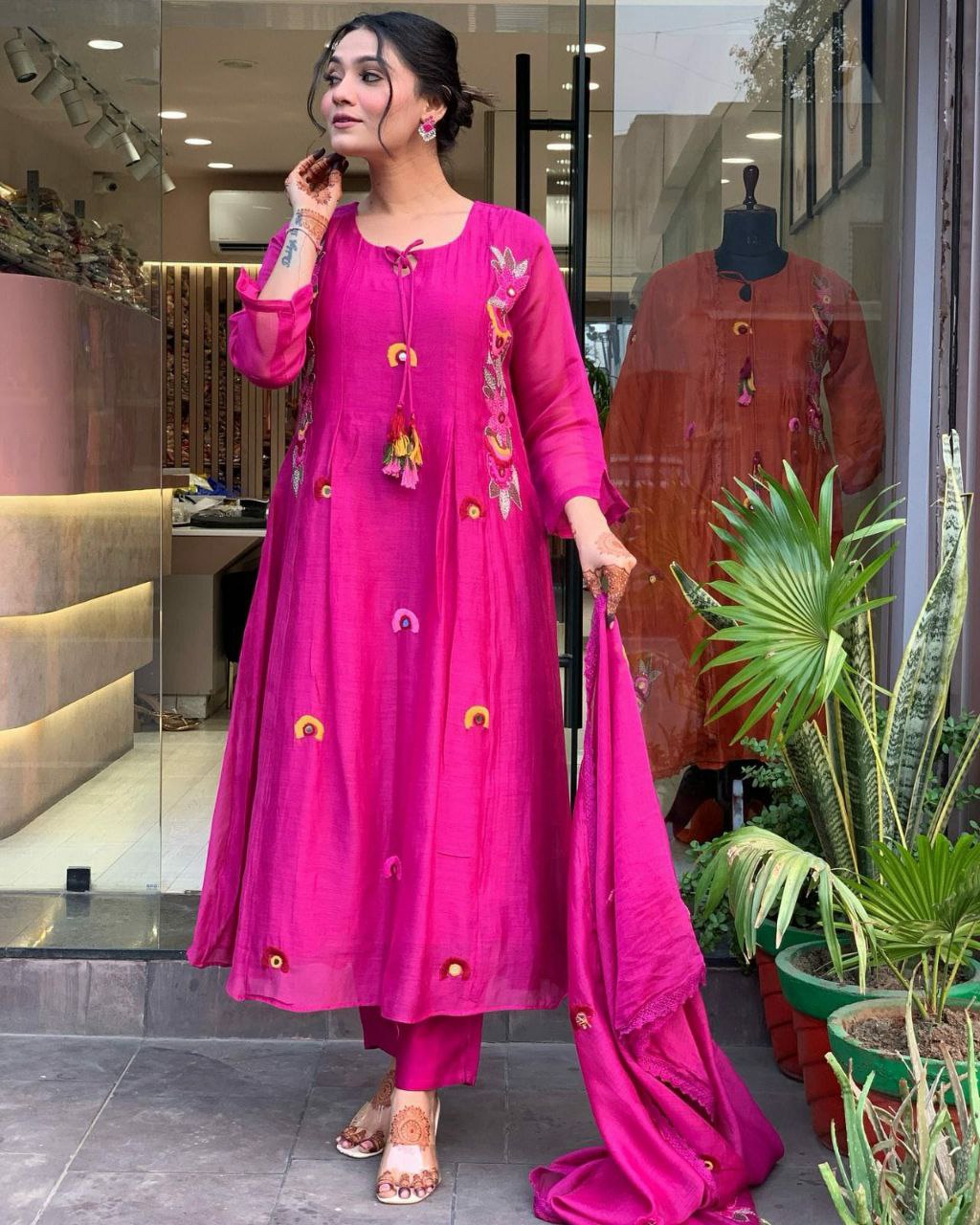 New Launch: Designer Magenta Embroidered Kurti Pant Dupatta Set (Fully Stitched)