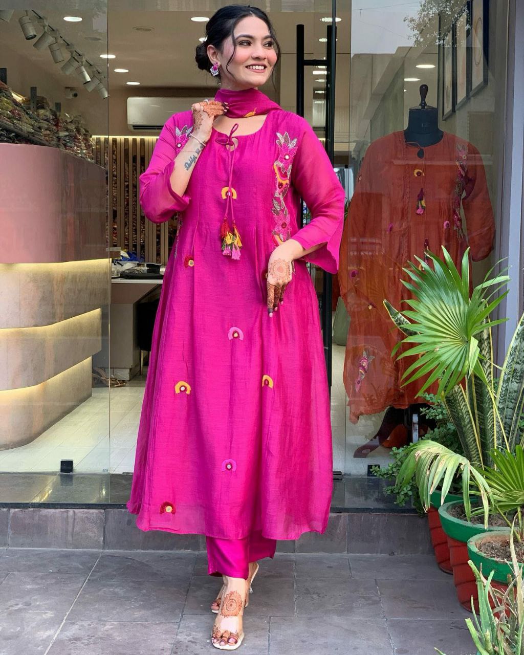 New Launch: Designer Magenta Embroidered Kurti Pant Dupatta Set (Fully Stitched)
