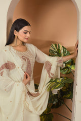 Subtle Sophistication: Cream Embroidered Suit Set with Dupatta